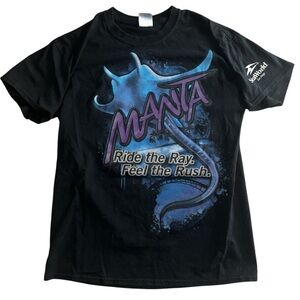 Vintage sea world t shirt